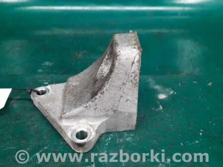 ФОТО Кронштейн крепления КПП для Lexus GS350 Киев