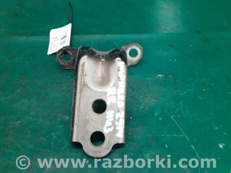 ФОТО Петля двери нижняя для Subaru Impreza GE/GH Киев
