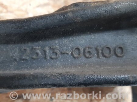 ФОТО Цапфа для Toyota Camry 40 XV40 (01.2006-07.2011) Киев