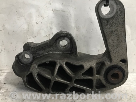 ФОТО Кронштейн крепления двигателя для Mazda 5 CR (2006-2010) Киев