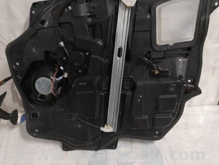 ФОТО Стеклоподъемник для Mazda 5 CR (2006-2010) Киев