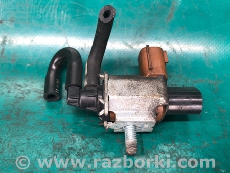 ФОТО Клапан электромагнитный (вакуумный) для Mazda 3 BL (2009-2013) (II) Киев