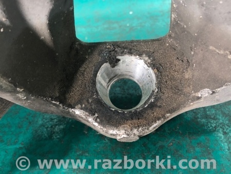 ФОТО Кулак поворотный для Infiniti M25/M37/M56/Q70/M35H Киев