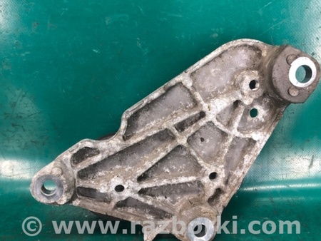 ФОТО Кронштейн натяжного ролика для Infiniti M25/M37/M56/Q70/M35H Киев