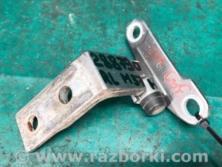 ФОТО Петля двери нижняя для Infiniti M25/M37/M56/Q70/M35H Киев