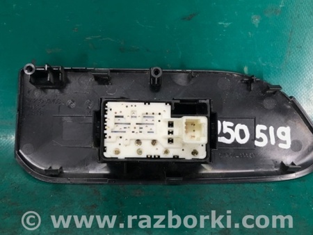 ФОТО Кнопка стеклоподьемника для Toyota Land Cruiser Prado 150 Киев