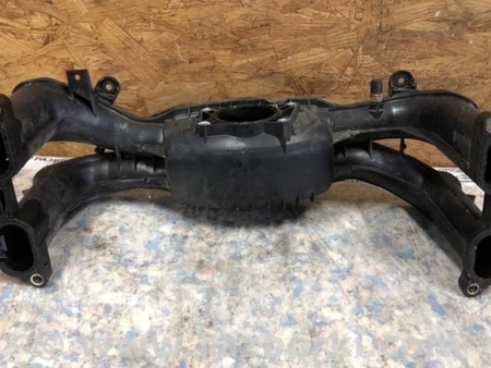 ФОТО Впускной коллектор для Subaru Outback BR Киев