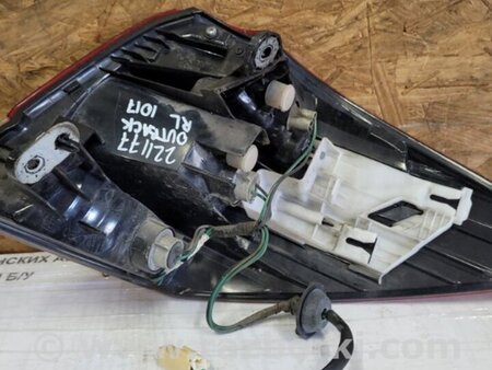 ФОТО Фонарь задний наружный для Subaru Outback BR Киев