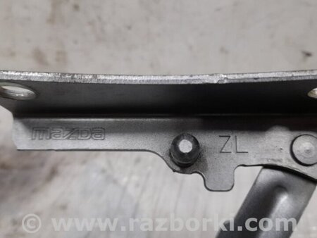 ФОТО Петля крышки багажника для Mazda 3 BL (2009-2013) (II) Киев
