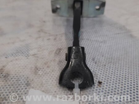 ФОТО Ограничитель двери для Toyota RAV-4 (05-12) Киев