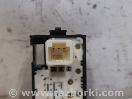 ФОТО Кнопка стеклоподьемника для Toyota Prius 30 (09-17) Киев