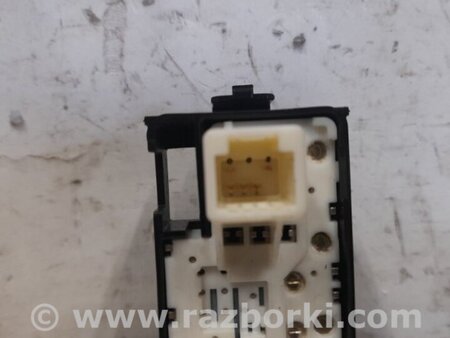 ФОТО Кнопка стеклоподьемника для Toyota Prius 30 (09-17) Киев
