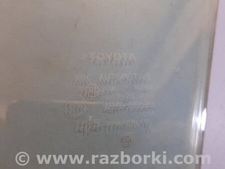 ФОТО Стекло двери для Toyota Prius 30 (09-17) Киев