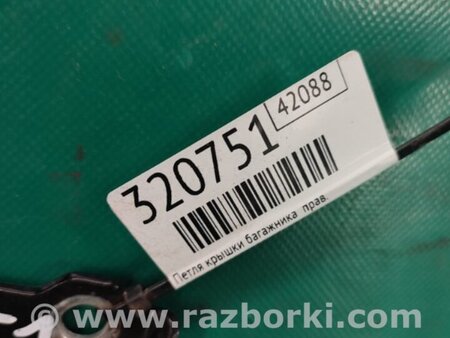 ФОТО Петля крышки багажника для Lexus RX350/450 (09-15) Киев