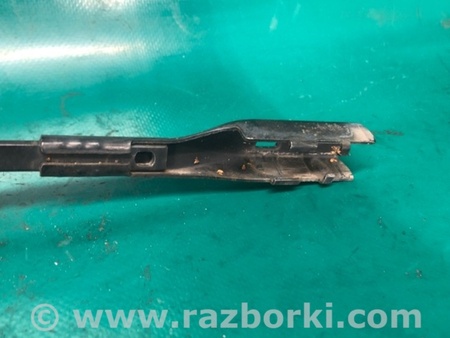 ФОТО Поводок дворника для Audi (Ауди) Q5 8R (04.2008-03.2017) Киев