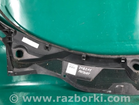 ФОТО Пластик под лобовое стекло (Жабо) для Jeep Patriot (10-17) Киев