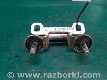 ФОТО Петля крышки багажника для Jeep Patriot (10-17) Киев