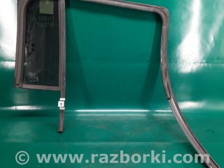 ФОТО Стекло двери глухое для Jeep Patriot (10-17) Киев