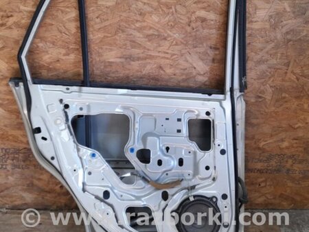 ФОТО Дверь для Nissan Tiida/Versa C11 Киев