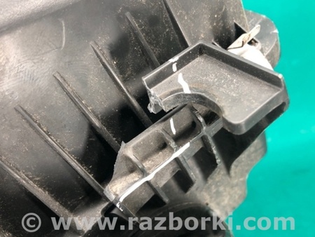 ФОТО Воздушный фильтр (корпус) для Mazda 3 BL (2009-2013) (II) Киев