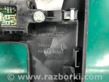 ФОТО Консоль КПП для Nissan LEAF (10-17) Киев