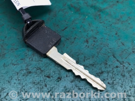 ФОТО Ключ зажигания для Nissan LEAF (10-17) Киев