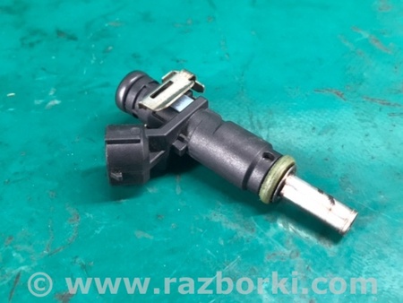ФОТО Форсунка топливная для Volkswagen Passat B7 (09.2010-06.2015) Киев