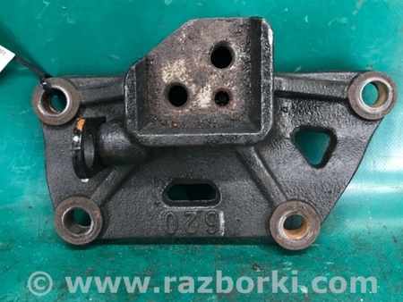 ФОТО Кронштейн крепления КПП для KIA Forte TD (08-13) Киев