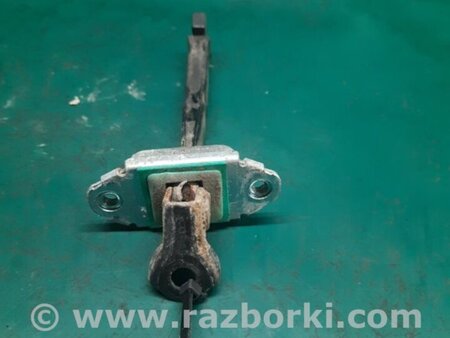 ФОТО Ограничитель двери для KIA Forte TD (08-13) Киев