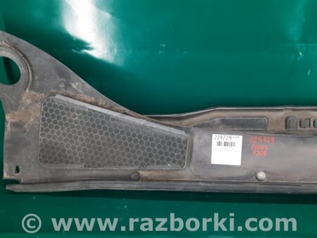 ФОТО Пластик под лобовое стекло (Жабо) для Ford Focus 3 (01.2010 - 03.2018) Киев