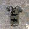 Петля двери нижняя Mitsubishi Galant