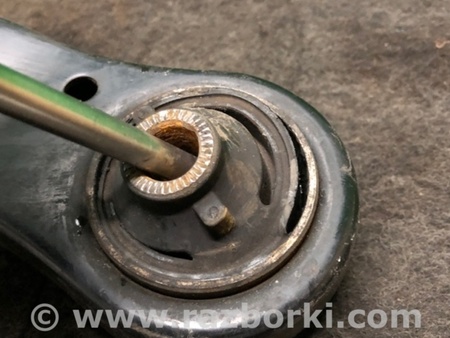 ФОТО Рычаг передний нижний для Toyota Sienna (11-16) Киев