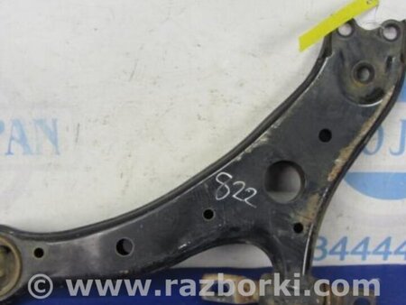 ФОТО Рычаг передний нижний для Toyota Camry 50 XV50 (08.2011-11.2014) Киев
