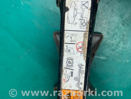ФОТО Домкрат для Ford Focus 3 (01.2010 - 03.2018) Киев