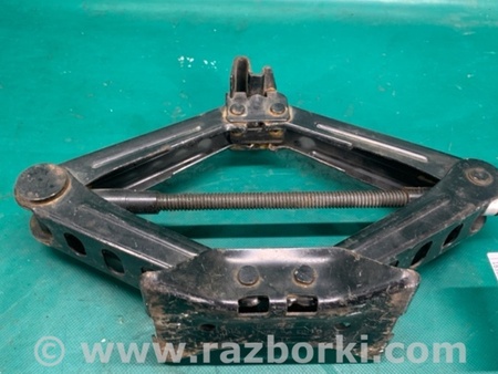 ФОТО Домкрат для Ford Focus 3 (01.2010 - 03.2018) Киев