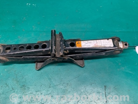 ФОТО Домкрат для Ford Focus 3 (01.2010 - 03.2018) Киев