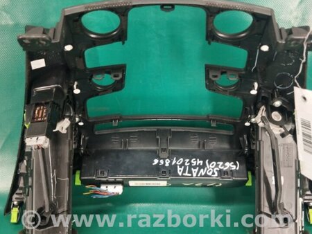 ФОТО Накладка торпедо под магнитолу для Hyundai Sonata YF (09.2009-03.2014) Киев