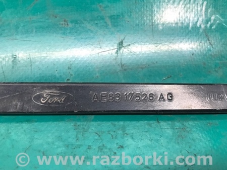 ФОТО Поводок дворника для Ford Fiesta Mk6 (2008-2017) Киев
