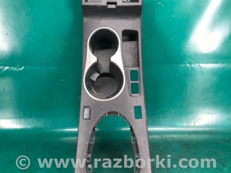 ФОТО Консоль центральная для Nissan Rogue (08-14) Киев