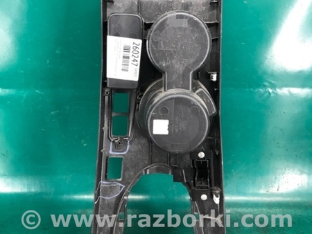 ФОТО Консоль центральная для Nissan Rogue (08-14) Киев