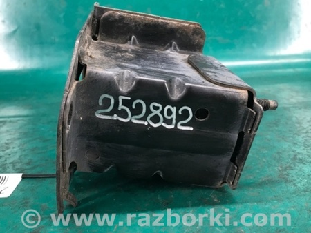 ФОТО Кронштейн усилителя заднего бампера для Nissan Rogue (08-14) Киев