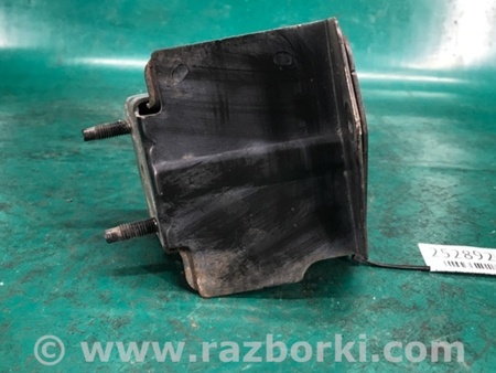 ФОТО Кронштейн усилителя заднего бампера для Nissan Rogue (08-14) Киев