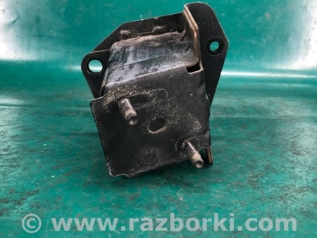 ФОТО Кронштейн усилителя заднего бампера для Nissan Rogue (08-14) Киев