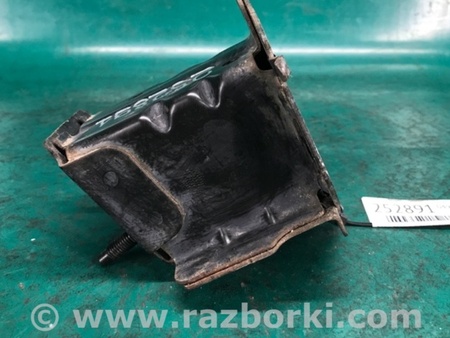 ФОТО Кронштейн усилителя заднего бампера для Nissan Rogue (08-14) Киев