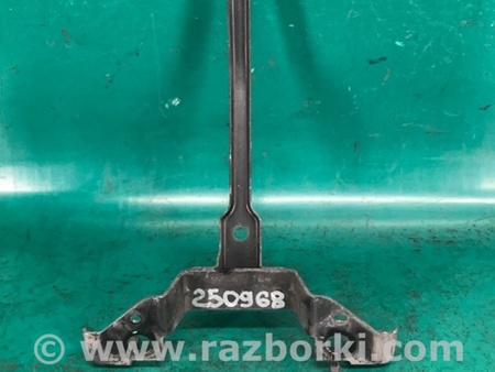 ФОТО Кронштейн замка капота для Ford Fiesta Mk6 (2008-2017) Киев