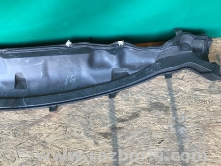 ФОТО Пластик под лобовое стекло (Жабо) для Ford Fiesta Mk6 (2008-2017) Киев