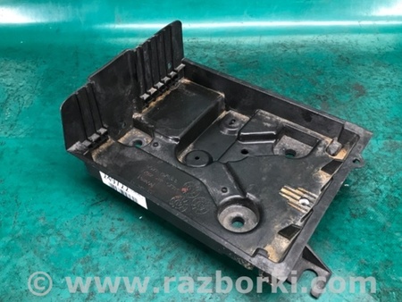 ФОТО Полка аккумулятора для Ford Fusion USA 2 поколение (12-15) Киев