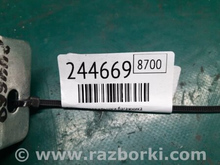 ФОТО Замок стекла крышки багажника для Jeep Grand Cherokee (11-22) Киев