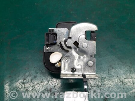 ФОТО Замок стекла крышки багажника для Jeep Grand Cherokee (11-22) Киев