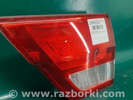 ФОТО Фонарь задний внутренний для Jeep Grand Cherokee (11-22) Киев
